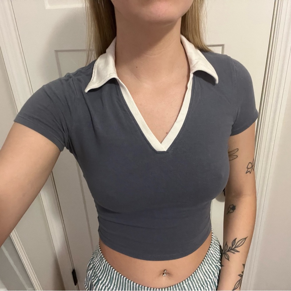 Hollister Collared Crop Top